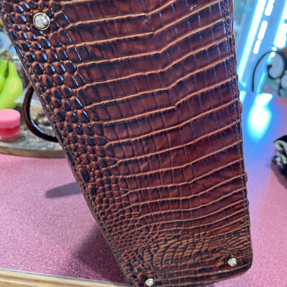 Crocodile Embossed Brown Handbag - Picture 3 of 3